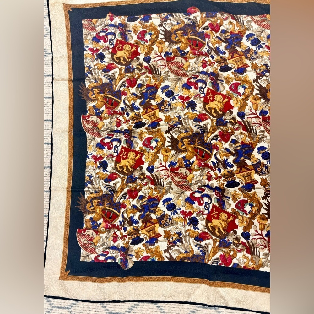 JOY FORTE Vintage 80’s 100% Silk Heraldic Crest Lion Coat Arms Multicolor Scarf - Picture 5 of 14